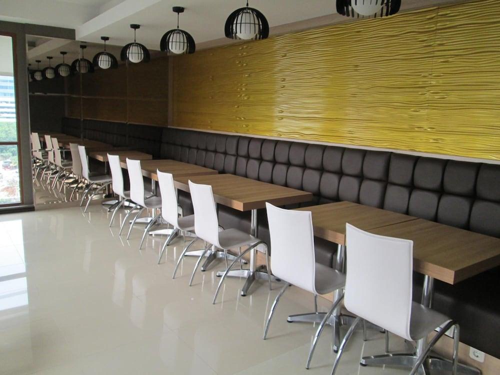 Rasuna Mansion Jakarta Exterior foto